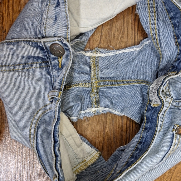 FREE PEOPLE Destroyed High Rise Denim Shorts - Picture 4 of 9
